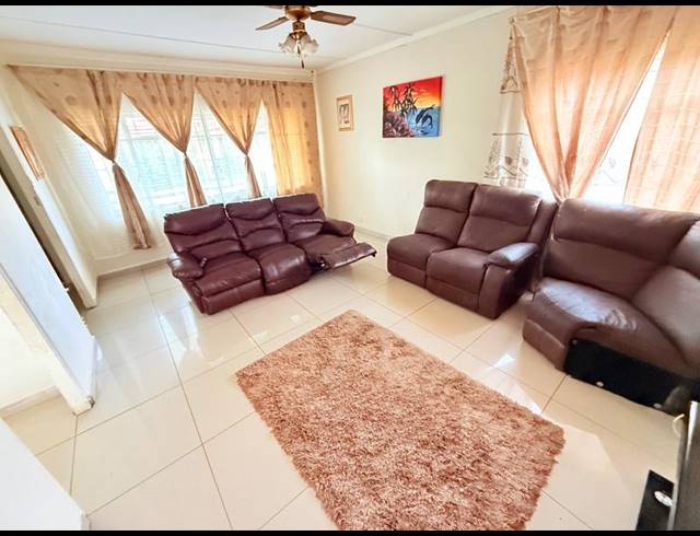 3 BEDROOM HOUSE FOR SALE IN VANDERBIJLPARK SE 1